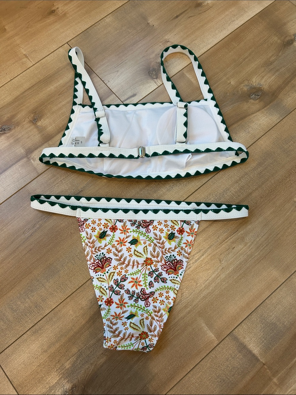 Floral Ric Rac Trim Bikini Set in Green & Multicolor - Picture 3 of 3